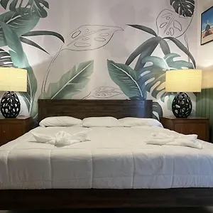 Wild Ginger Hotel Hilo