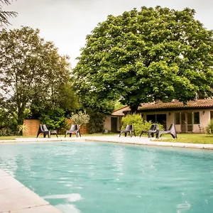 chambres-dhotes-lechappee-belle.hotels-rhonealpes.com/