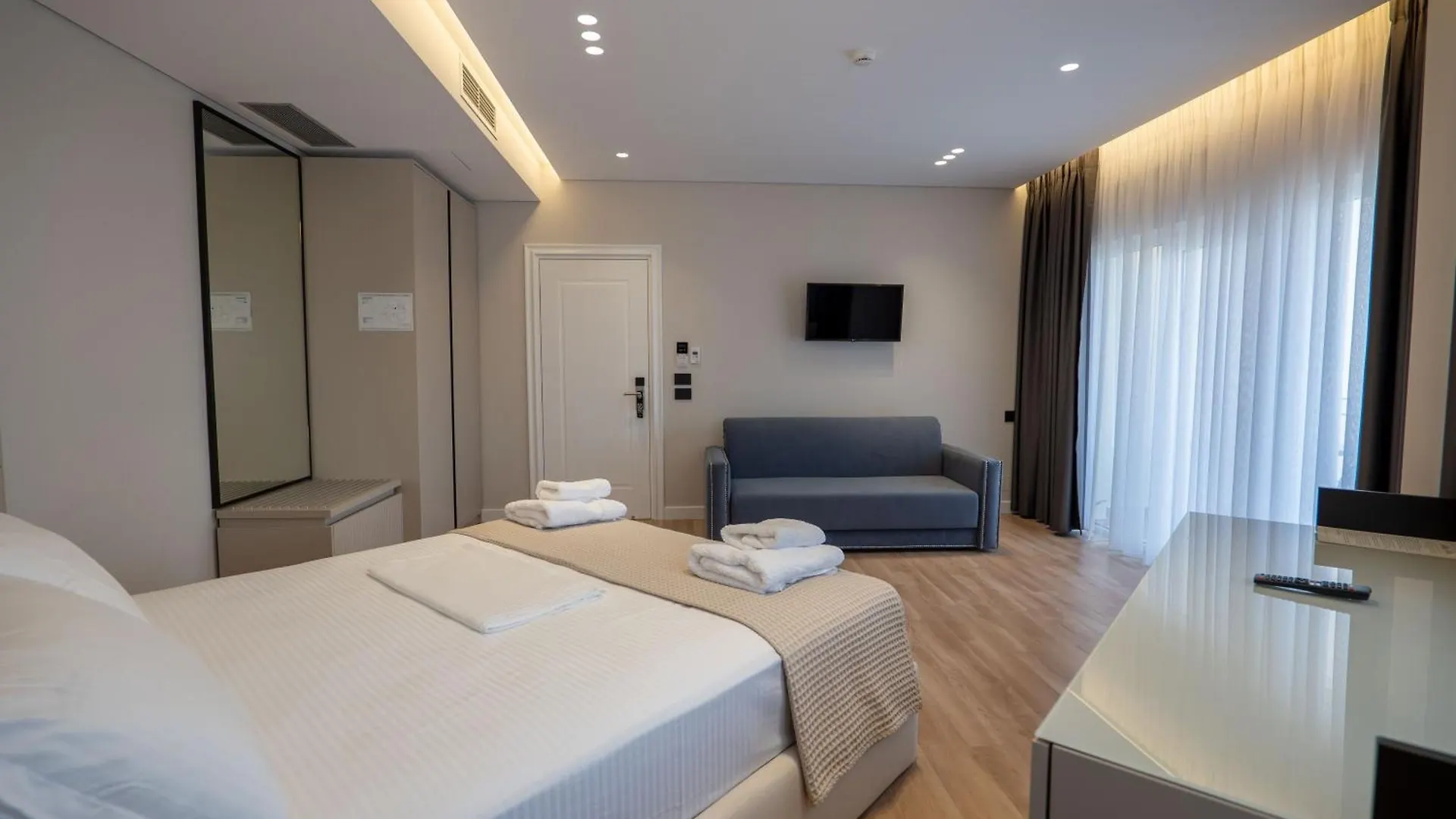Ami Mar Hotel Sarande